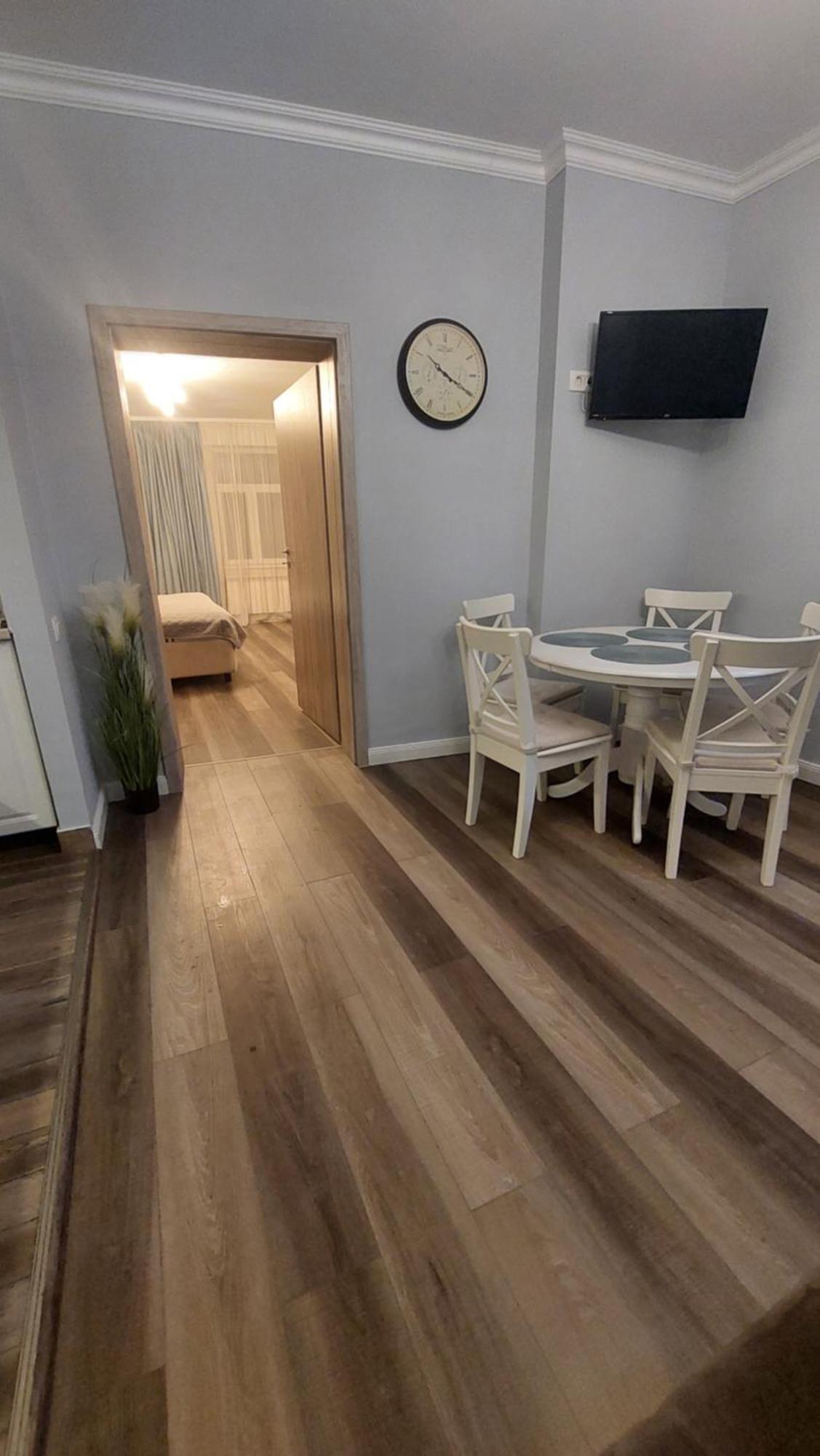 Sunrise Tampa Residence Брашов Екстериор снимка